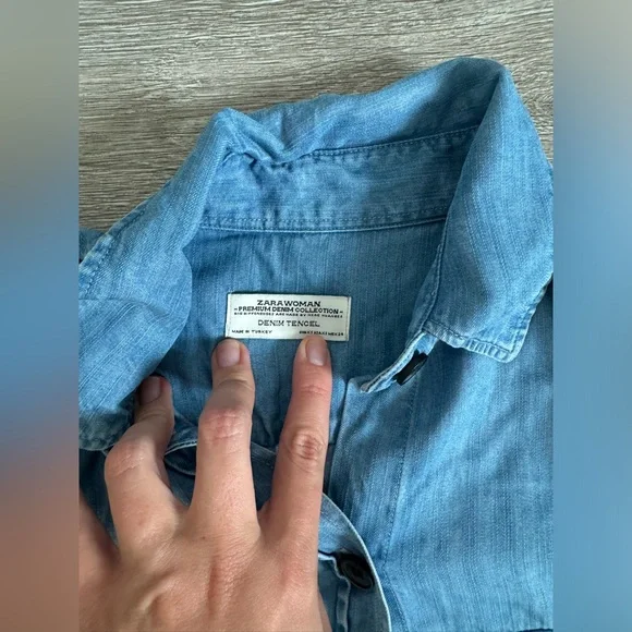 Zara EUC Chambray Denim Shirt Roll Up 3/4 Sleeves Patch Pockets Size XS Blue - Picture 4 of 7